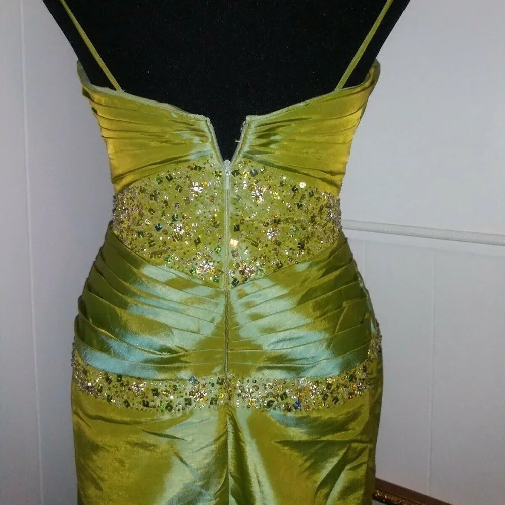 Tiffany Designs Christmas dress Embellished - Picture 6 of 12